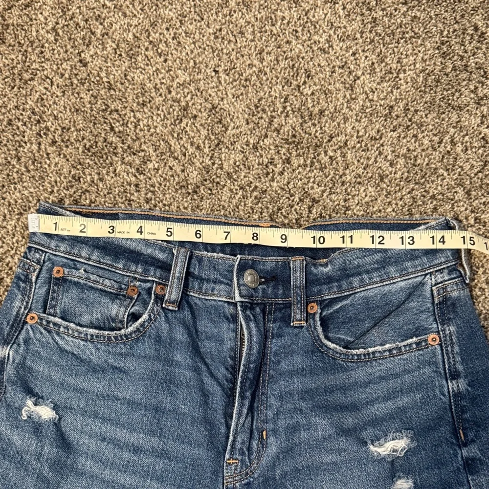 American Eagle Outfitters Super High Rise Baggy Straight Distressed Jeans - Picture 8 of 12